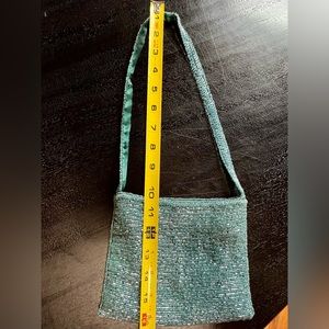 Beautiful beaded purse. Perfect for business events or wedding.